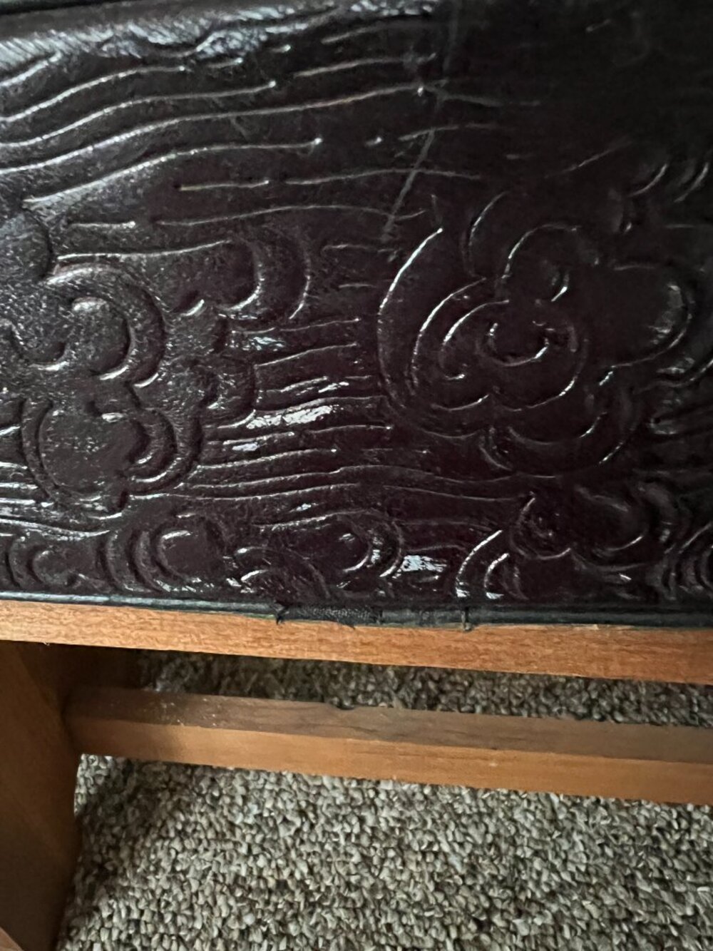 Vintage Shantiniketan Hand-Tooled Embossed Leather Handbag - Picture 5 of 6